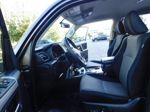 2016 Toyota 4Runner SR5 / 4WD / Sport Utility / LIFTED LIFTED - Photo 14 - Portland, OR 97217