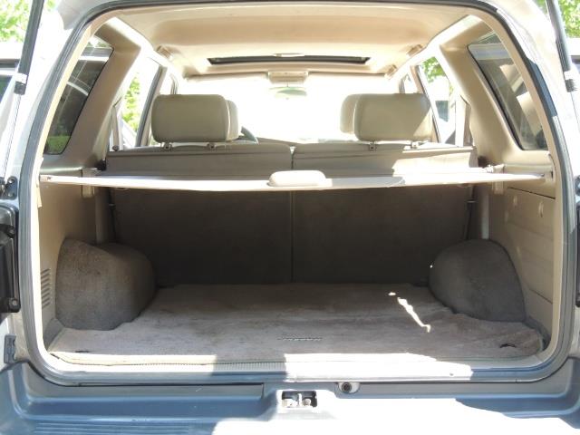 1999 Toyota 4Runner SR5 4WD V6 3.4L / LEATHER / NEW TIRES / LIFTED - Photo 17 - Portland, OR 97217