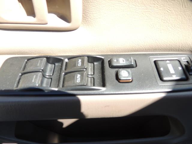 1999 Toyota 4Runner SR5 4WD V6 3.4L / LEATHER / NEW TIRES / LIFTED - Photo 14 - Portland, OR 97217