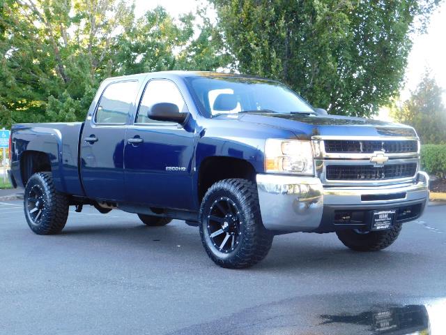 2008 Chevrolet Silverado 2500 LS / Crew Cab / 2WD / 81K MILES / Excel Cond - Photo 2 - Portland, OR 97217