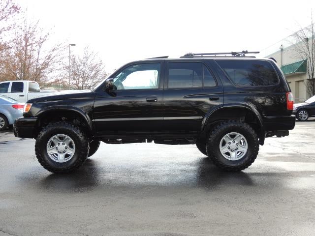 1999 Toyota 4Runner SPORT 4X4 V6 3.4L/ REAR DIFFERENTIAL LOCK / LIFTED - Photo 3 - Portland, OR 97217