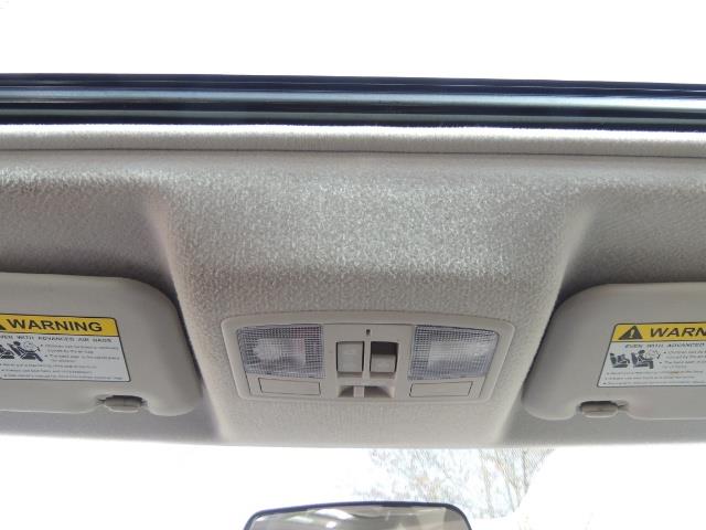 2010 Mazda Mazda3 i Touring / Sedan / Sunroof / Premium Sound - Photo 35 - Portland, OR 97217