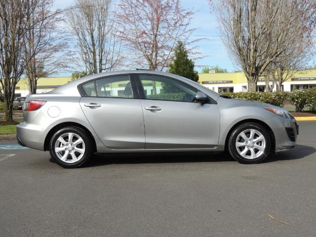 2010 Mazda Mazda3 i Touring / Sedan / Sunroof / Premium Sound - Photo 4 - Portland, OR 97217