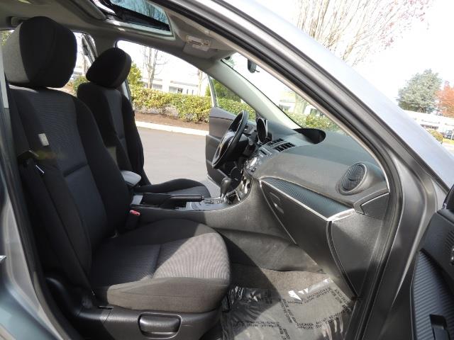 2010 Mazda Mazda3 i Touring / Sedan / Sunroof / Premium Sound - Photo 16 - Portland, OR 97217