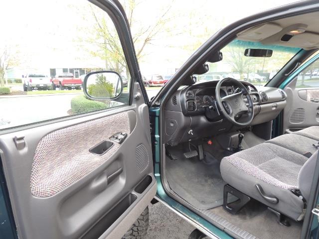 1998 Dodge Ram 2500 Laramie SLT / 4X4 / 5.9L Cummins Diesel 12-VALVE - Photo 13 - Portland, OR 97217
