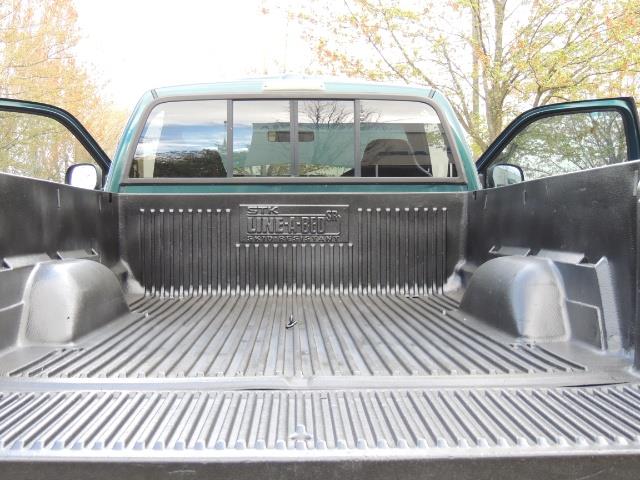 1998 Dodge Ram 2500 Laramie SLT / 4X4 / 5.9L Cummins Diesel 12-VALVE - Photo 27 - Portland, OR 97217
