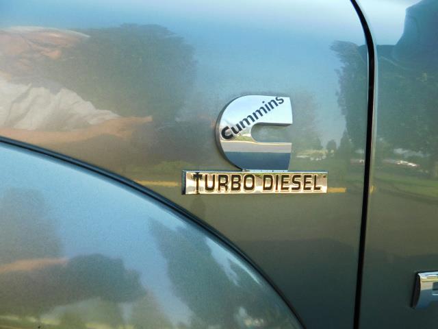 2006 Dodge Ram 2500 SLT Mega Cab / 4X4 / 5.9L DIESEL/ 6-SPEED /Leather - Photo 43 - Portland, OR 97217