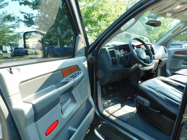 2006 Dodge Ram 2500 SLT Mega Cab / 4X4 / 5.9L DIESEL/ 6-SPEED /Leather - Photo 13 - Portland, OR 97217