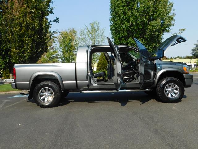 2006 Dodge Ram 2500 SLT Mega Cab / 4X4 / 5.9L DIESEL/ 6-SPEED /Leather - Photo 29 - Portland, OR 97217