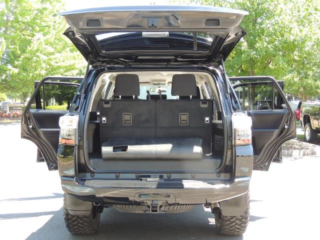 2016 Toyota 4Runner 4X4 3RD SEAT / CAM / WARRANTY / XD WHEELS / LIFTED - Photo 22 - Portland, OR 97217