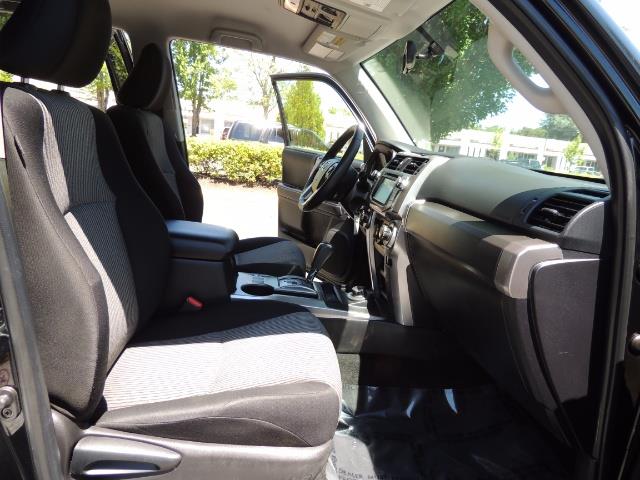 2016 Toyota 4Runner 4X4 3RD SEAT / CAM / WARRANTY / XD WHEELS / LIFTED - Photo 17 - Portland, OR 97217
