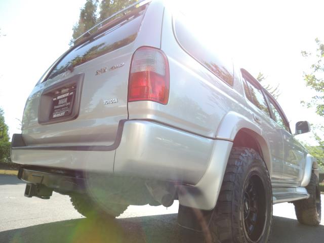 2000 Toyota 4Runner SR5 4dr SR5 / 4X4 / 5-SPEED MANUAL / LIFTED - Photo 12 - Portland, OR 97217