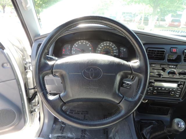 2000 Toyota 4Runner SR5 4dr SR5 / 4X4 / 5-SPEED MANUAL / LIFTED - Photo 38 - Portland, OR 97217