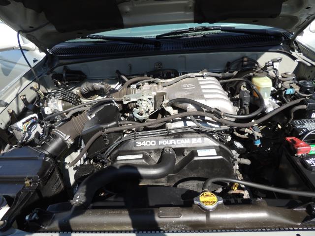 2000 Toyota 4Runner SR5 4dr SR5 / 4X4 / 5-SPEED MANUAL / LIFTED - Photo 33 - Portland, OR 97217