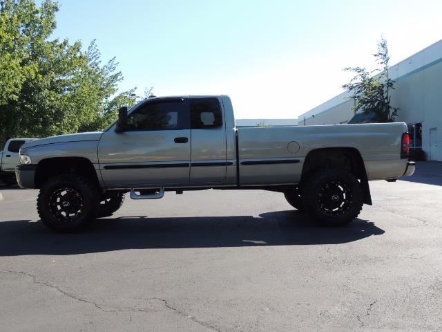 1999 Dodge Ram 2500 4X4 / 5.9 L CUMMINS DIESEL / Long Bed / LIFTED !! - Photo 3 - Portland, OR 97217