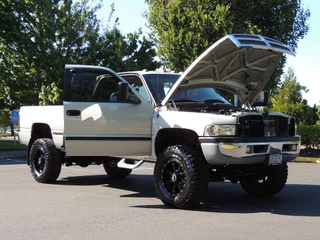 1999 Dodge Ram 2500 4X4 / 5.9 L CUMMINS DIESEL / Long Bed / LIFTED !! - Photo 29 - Portland, OR 97217