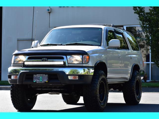 2000 Toyota 4Runner SR5 4X4 3.4L 6Cyl / LIFTED / TIMING BELT DONE - Photo 53 - Portland, OR 97217