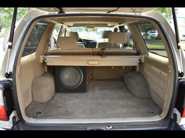 2000 Toyota 4Runner SR5 4X4 3.4L 6Cyl / LIFTED / TIMING BELT DONE - Photo 22 - Portland, OR 97217