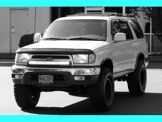 2000 Toyota 4Runner SR5 4X4 3.4L 6Cyl / LIFTED / TIMING BELT DONE - Photo 52 - Portland, OR 97217