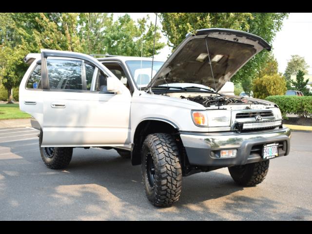 2000 Toyota 4Runner SR5 4X4 3.4L 6Cyl / LIFTED / TIMING BELT DONE - Photo 43 - Portland, OR 97217