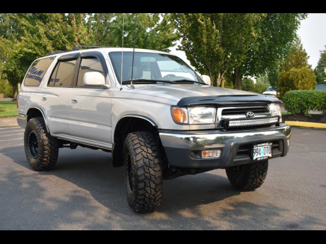 2000 Toyota 4Runner SR5 4X4 3.4L 6Cyl / LIFTED / TIMING BELT DONE - Photo 12 - Portland, OR 97217