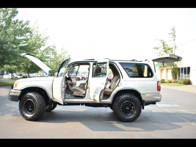 2000 Toyota 4Runner SR5 4X4 3.4L 6Cyl / LIFTED / TIMING BELT DONE - Photo 38 - Portland, OR 97217