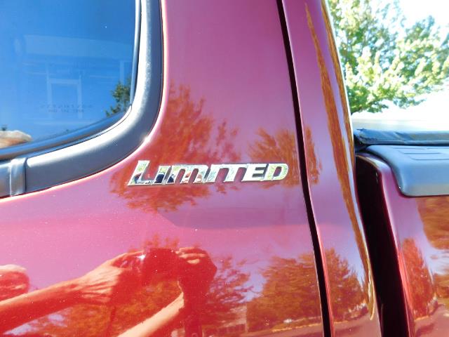 2005 Toyota Tundra DOUBLE CAB 4X4 LIMITED V8 4.7 L / 1-OWNER / LIFTED - Photo 42 - Portland, OR 97217