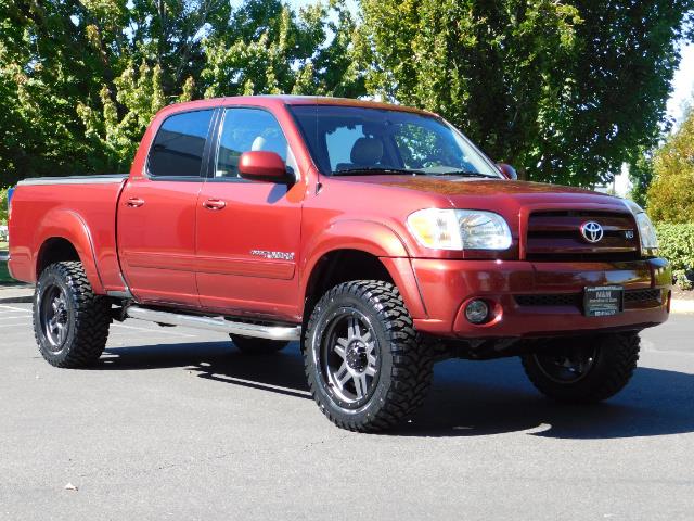 2005 Toyota Tundra DOUBLE CAB 4X4 LIMITED V8 4.7 L / 1-OWNER / LIFTED - Photo 2 - Portland, OR 97217