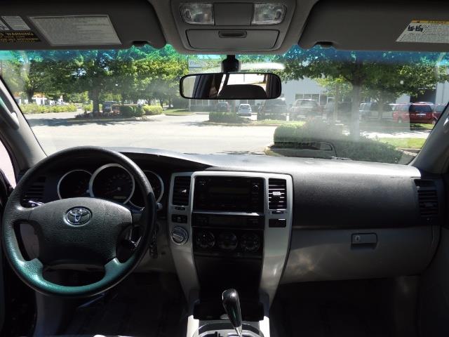 2006 Toyota 4Runner V6 4.0L / 4X4 / DIFF LOCK / 3RD SEATS / 1-OWNER - Photo 34 - Portland, OR 97217