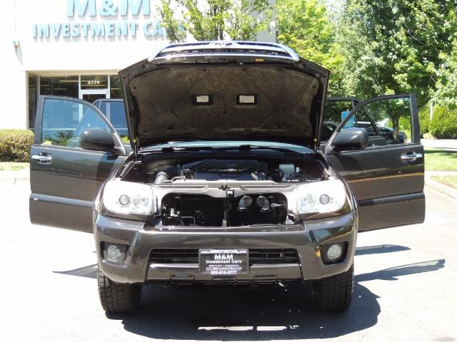 2006 Toyota 4Runner V6 4.0L / 4X4 / DIFF LOCK / 3RD SEATS / 1-OWNER - Photo 29 - Portland, OR 97217