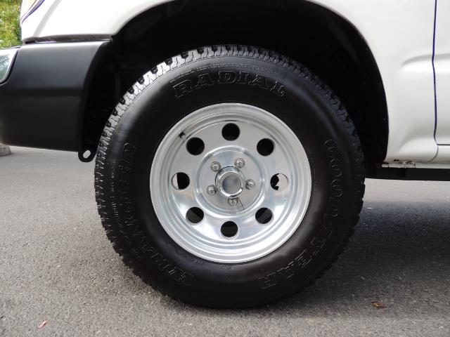 1999 Toyota Tacoma Extended Cab Automatic 2WD Clean Title 159k Miles - Photo 21 - Portland, OR 97217