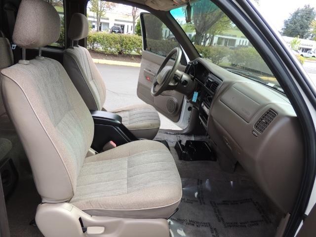 1999 Toyota Tacoma Extended Cab Automatic 2WD Clean Title 159k Miles - Photo 17 - Portland, OR 97217