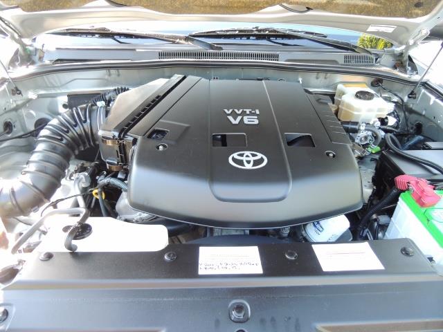 2004 Toyota 4Runner SR5 6Cyl 4WD 2-Owner Third Row Seats LIFTED 33 "Mud - Photo 12 - Portland, OR 97217