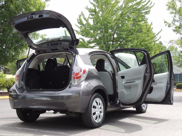 2014 Toyota Prius c One / Hatchback / 34K MILES - Photo 28 - Portland, OR 97217