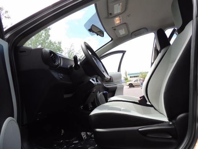 2014 Toyota Prius c One / Hatchback / 34K MILES - Photo 14 - Portland, OR 97217