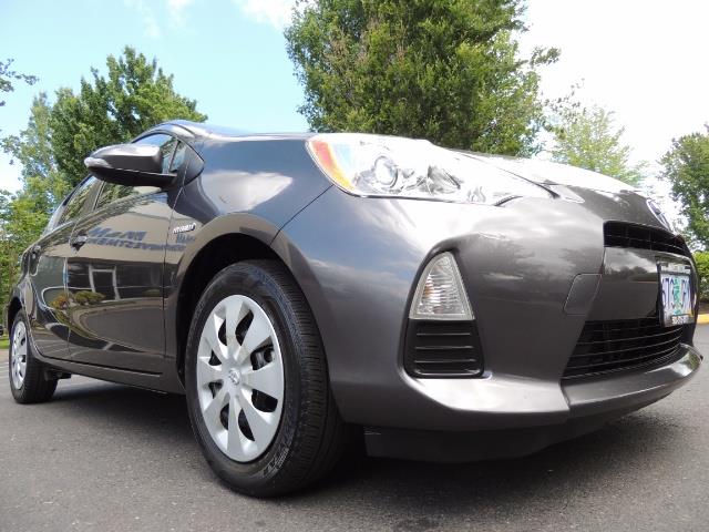 2014 Toyota Prius c One / Hatchback / 34K MILES - Photo 10 - Portland, OR 97217