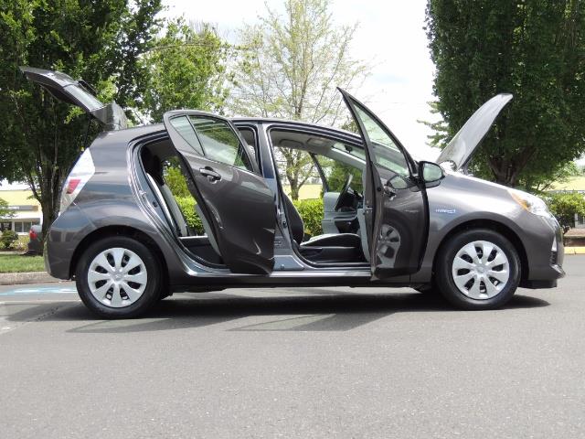 2014 Toyota Prius c One / Hatchback / 34K MILES - Photo 29 - Portland, OR 97217