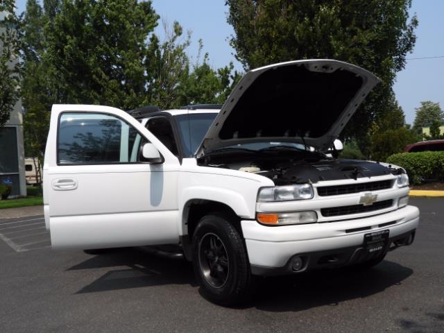 2005 Chevrolet Suburban 1500 Z71 / 4WD / Leather / DVD / Sunroof / Excel C - Photo 58 - Portland, OR 97217