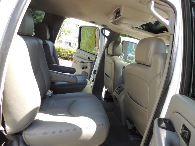 2005 Chevrolet Suburban 1500 Z71 / 4WD / Leather / DVD / Sunroof / Excel C - Photo 16 - Portland, OR 97217