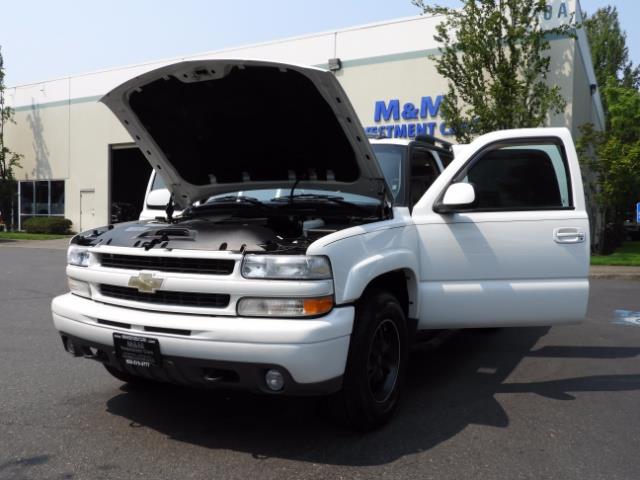 2005 Chevrolet Suburban 1500 Z71 / 4WD / Leather / DVD / Sunroof / Excel C - Photo 51 - Portland, OR 97217