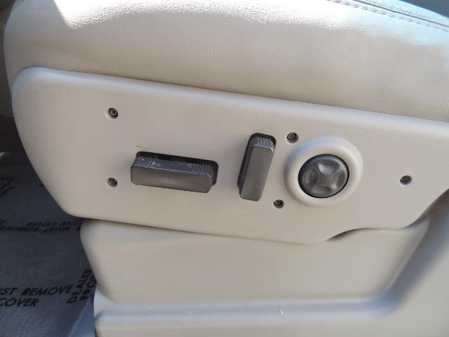 2005 Chevrolet Suburban 1500 Z71 / 4WD / Leather / DVD / Sunroof / Excel C - Photo 26 - Portland, OR 97217