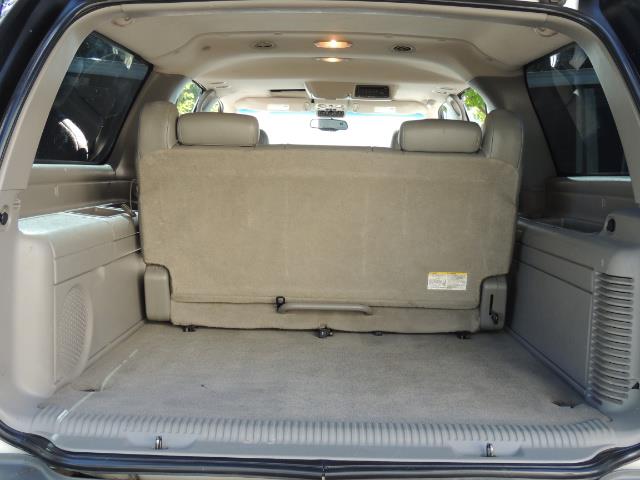 2005 Chevrolet Suburban 1500 Z71 / 4WD / Leather / DVD / Sunroof / Excel C - Photo 21 - Portland, OR 97217