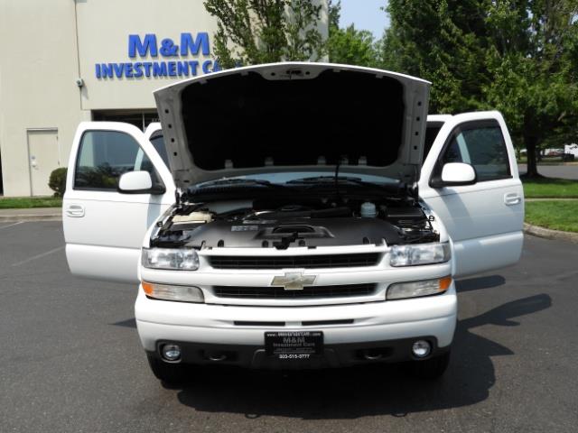 2005 Chevrolet Suburban 1500 Z71 / 4WD / Leather / DVD / Sunroof / Excel C - Photo 59 - Portland, OR 97217