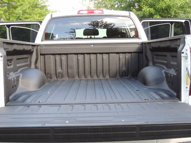 2017 Toyota Tundra SR5 / CrewMax / 4X4 / 5.7L / 6000 MILES / LIFTED - Photo 22 - Portland, OR 97217