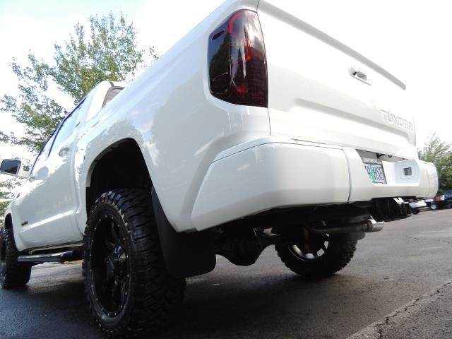 2017 Toyota Tundra SR5 / CrewMax / 4X4 / 5.7L / 6000 MILES / LIFTED - Photo 11 - Portland, OR 97217