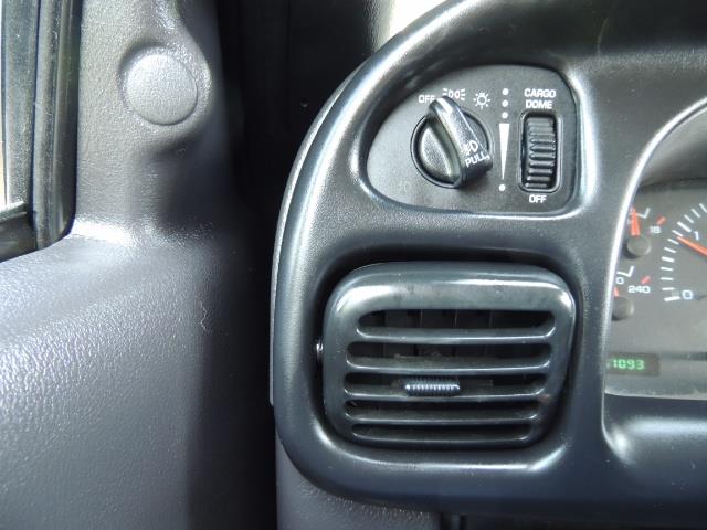 2002 Dodge Ram 2500 SLT 4dr Quad Cab / 4X4 / 5.9L DIESEL / 6-SPEED - Photo 39 - Portland, OR 97217