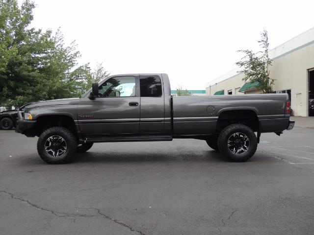 2002 Dodge Ram 2500 SLT 4dr Quad Cab / 4X4 / 5.9L DIESEL / 6-SPEED - Photo 3 - Portland, OR 97217
