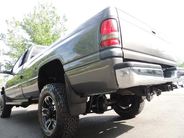 2002 Dodge Ram 2500 SLT 4dr Quad Cab / 4X4 / 5.9L DIESEL / 6-SPEED - Photo 10 - Portland, OR 97217