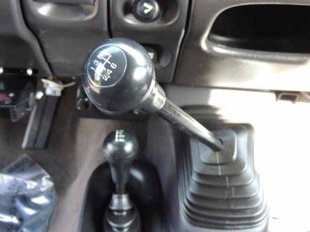 2002 Dodge Ram 2500 SLT 4dr Quad Cab / 4X4 / 5.9L DIESEL / 6-SPEED - Photo 18 - Portland, OR 97217