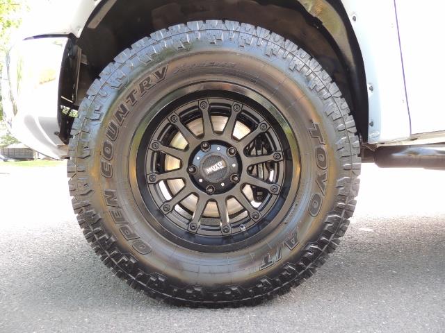 2015 Toyota Tundra Limited / TRD OFF RD / Leather / Navigation / LIFT - Photo 23 - Portland, OR 97217
